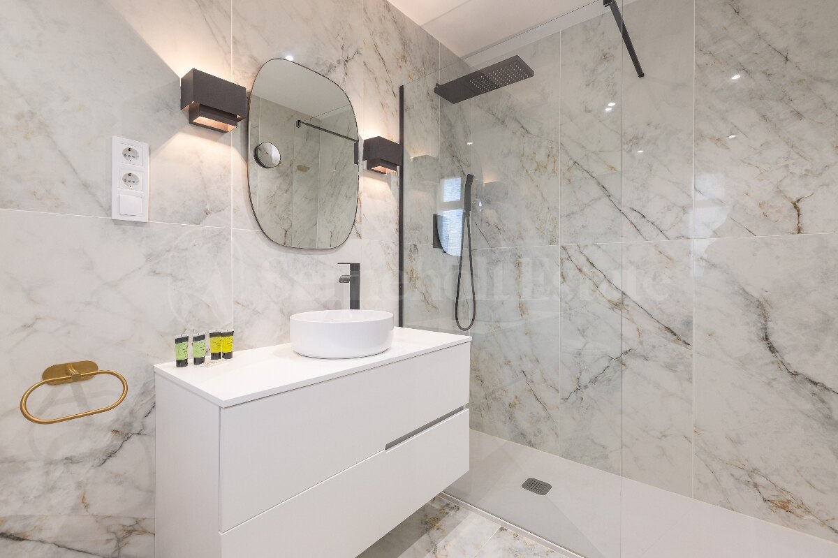 Apartment for sale in Marbella East, Marbella view