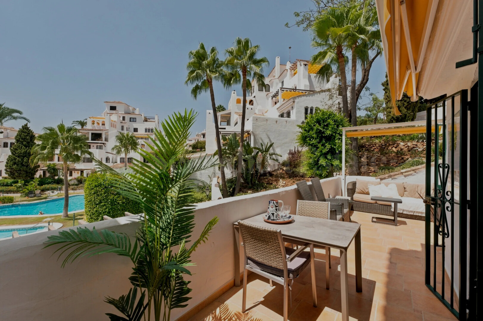 Apartment for sale in Nueva Andalucia, Marbella view