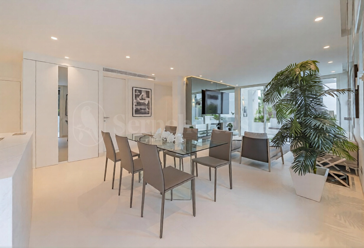 Apartment for sale in Marbella Golden Mile, Marbella view