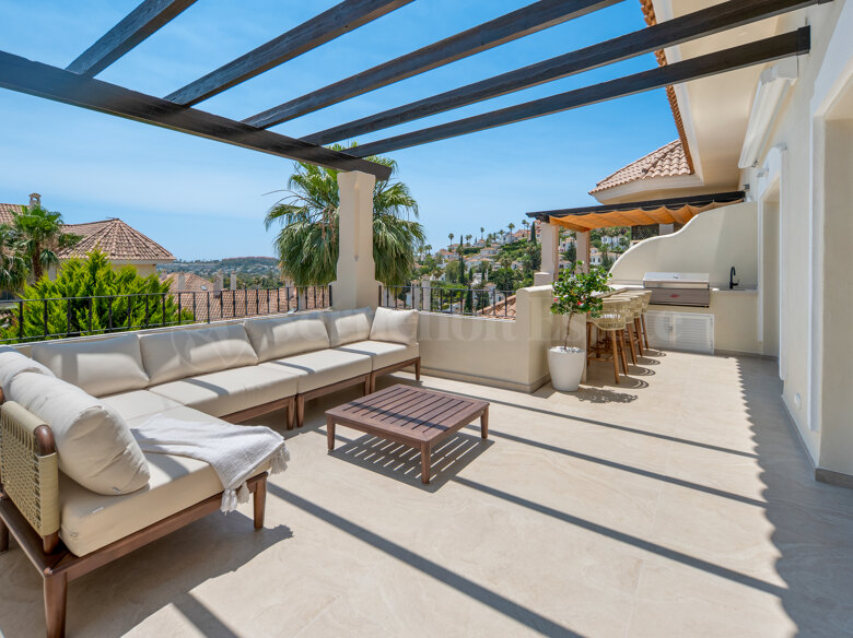 Aloha Hill Club Penthouse – Nueva Andalucía