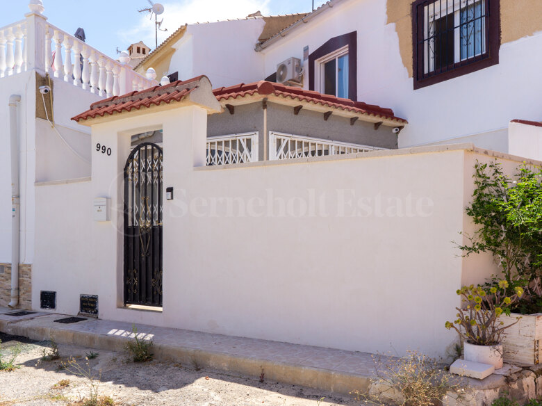 Beautifully Renovated Corner Bungalow with Private Garden and Spacious Covered Terrace