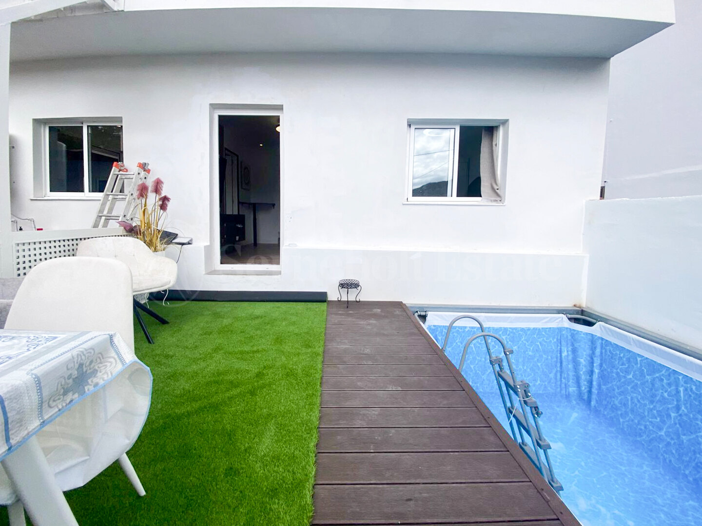 Apartment for sale in Cabo Blanco, Oña view