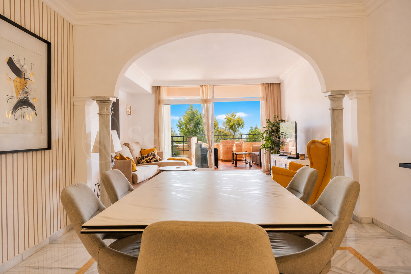 Apartment for sale in Nueva Andalucia, Marbella view