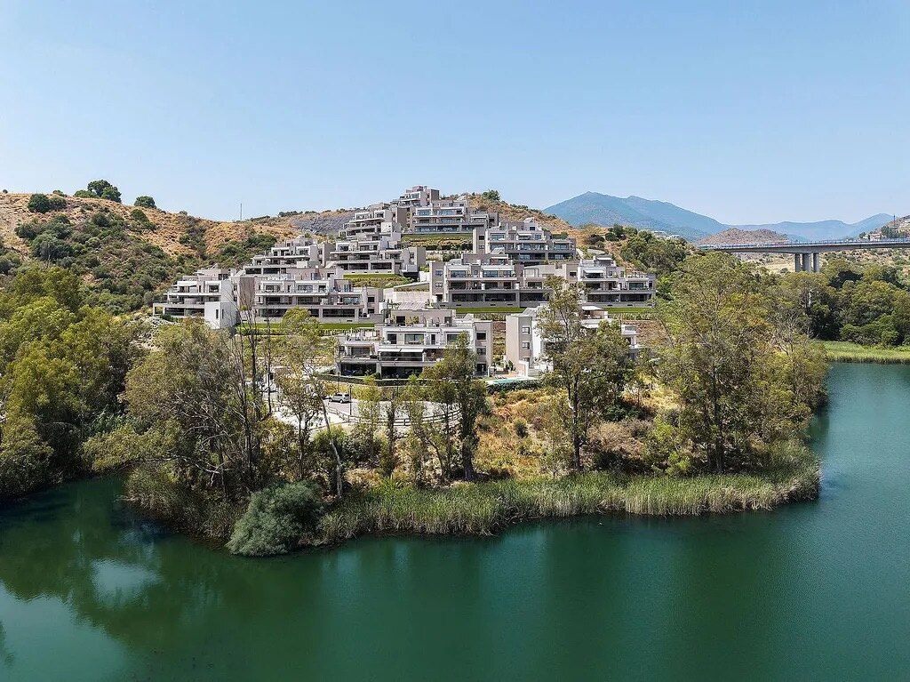 Apartment for sale in Nueva Andalucia, Marbella