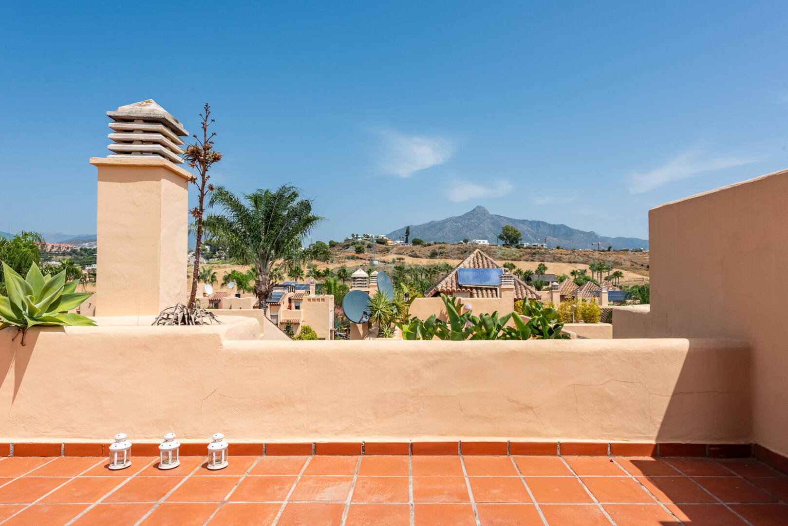 House for sale in Nueva Andalucia, Marbella view