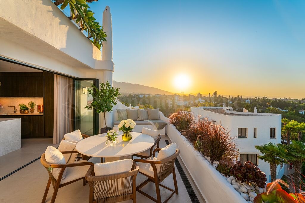 Apartment for sale in Marbella Golden Mile, Marbella view