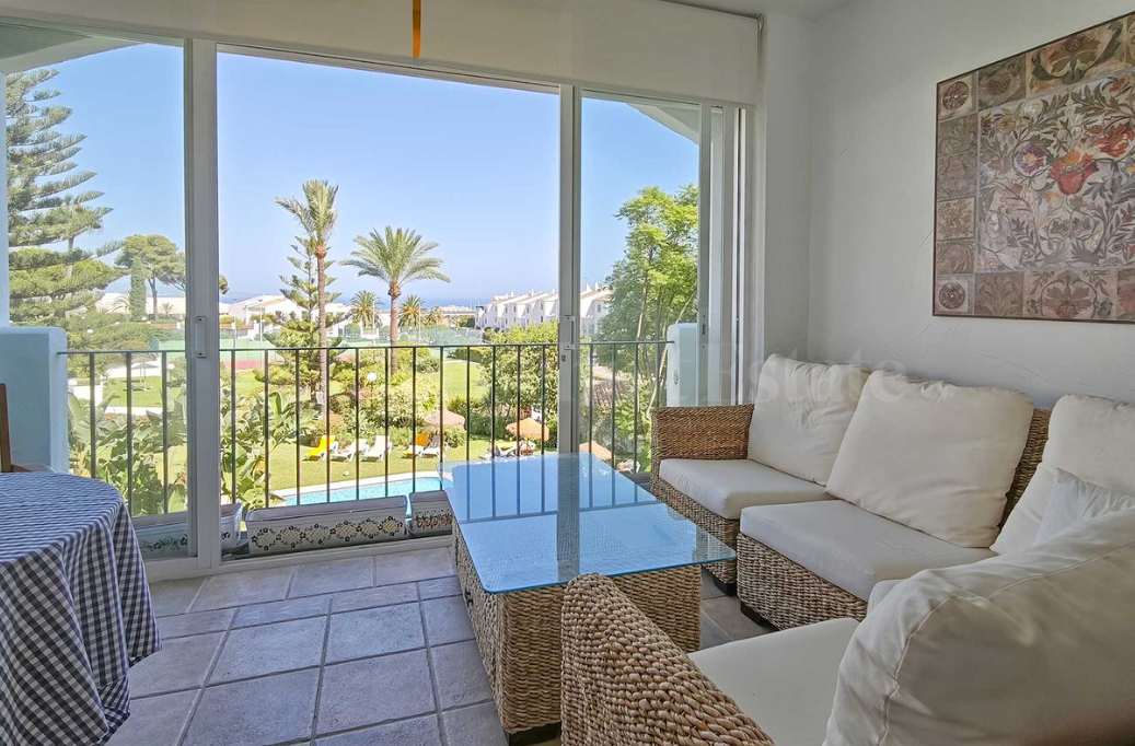 Apartment for sale in Nueva Andalucia, Marbella view
