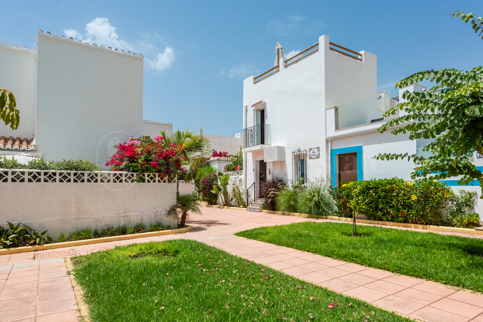 House for sale in Estepona East, Estepona view