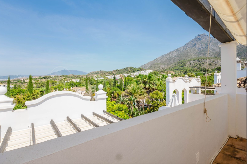 Apartment for sale in Marbella Golden Mile, Marbella