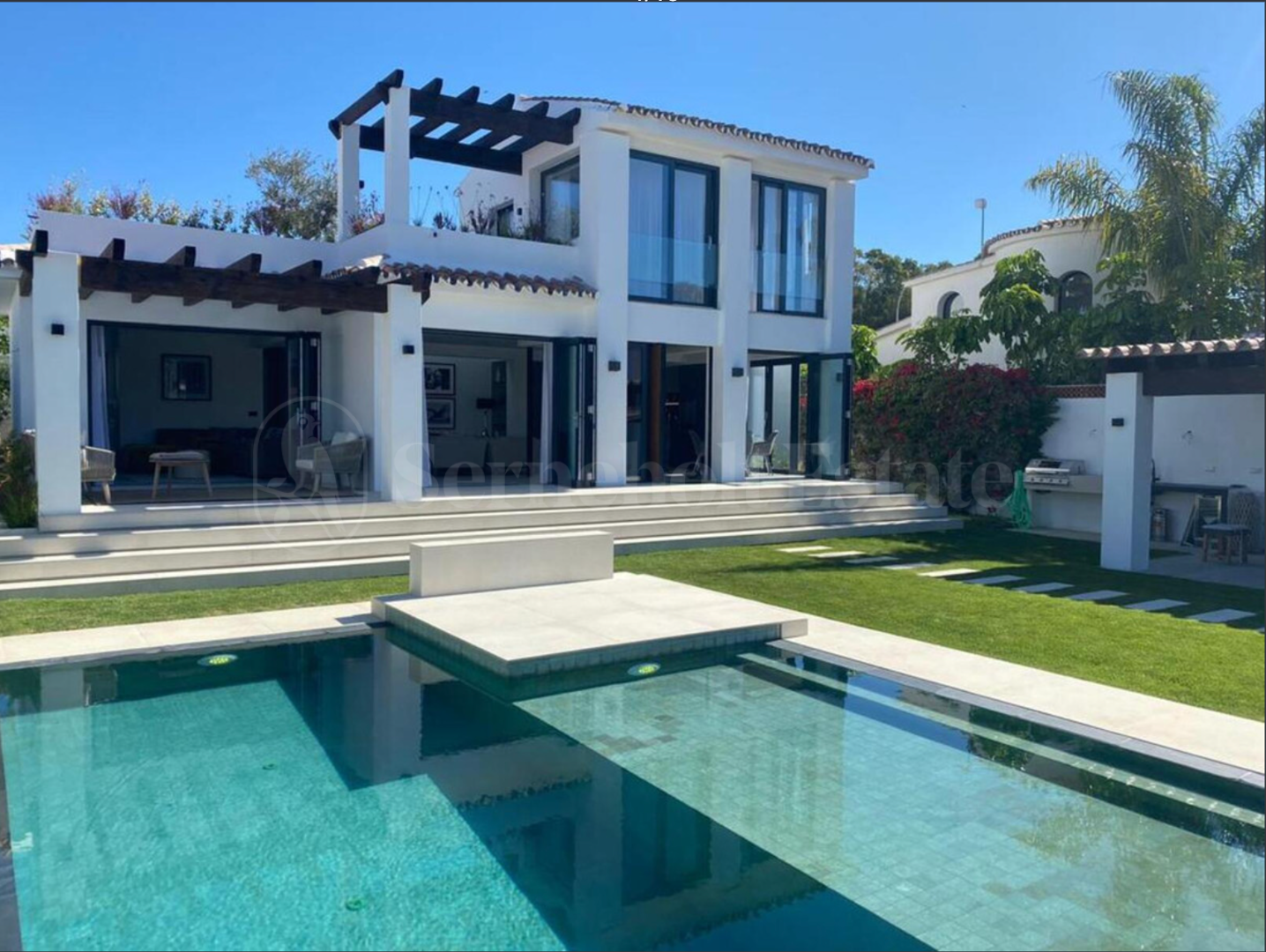 House for sale in Linda Vista Baja, Marbella