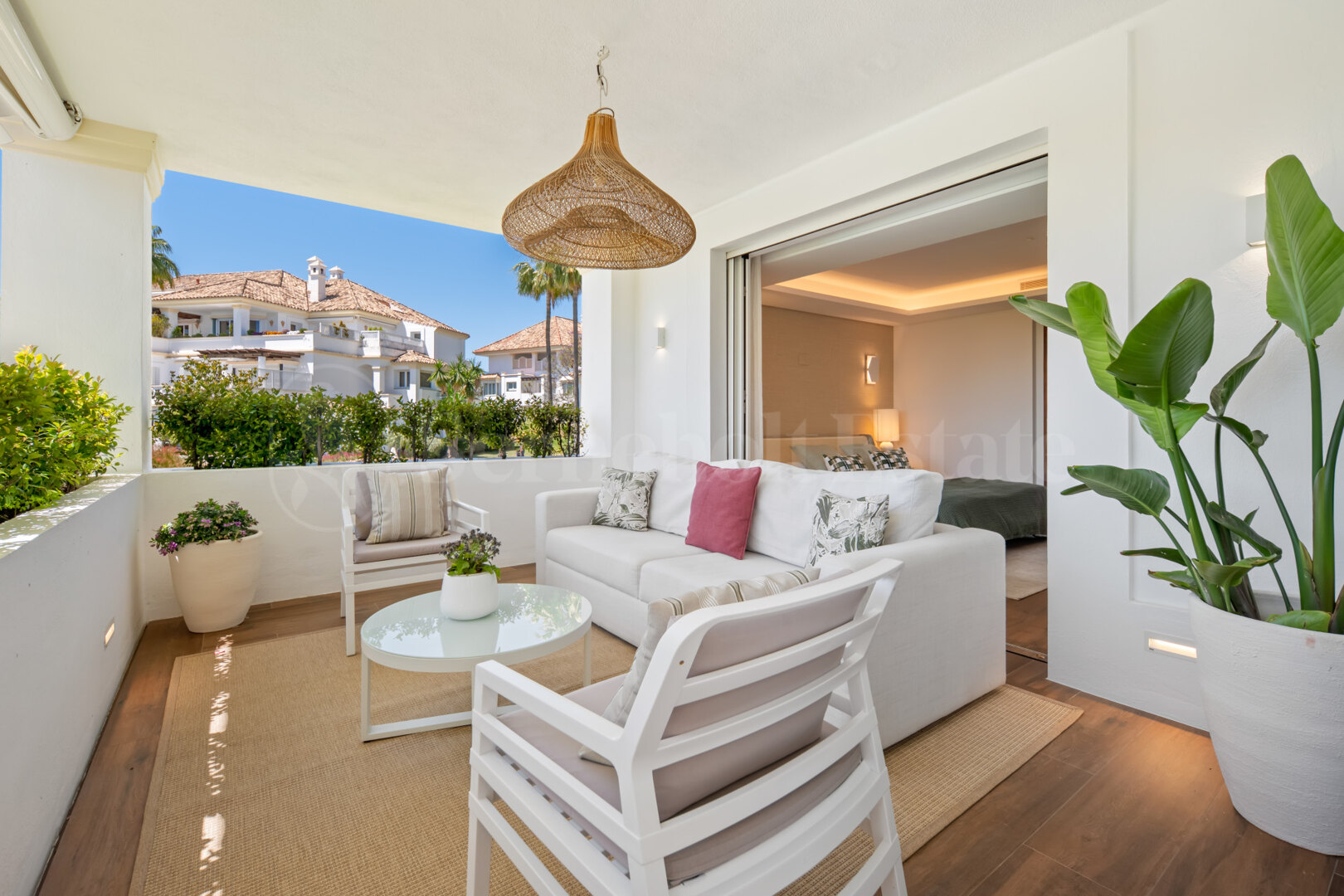 Apartment for sale in Marbella Golden Mile, Marbella view