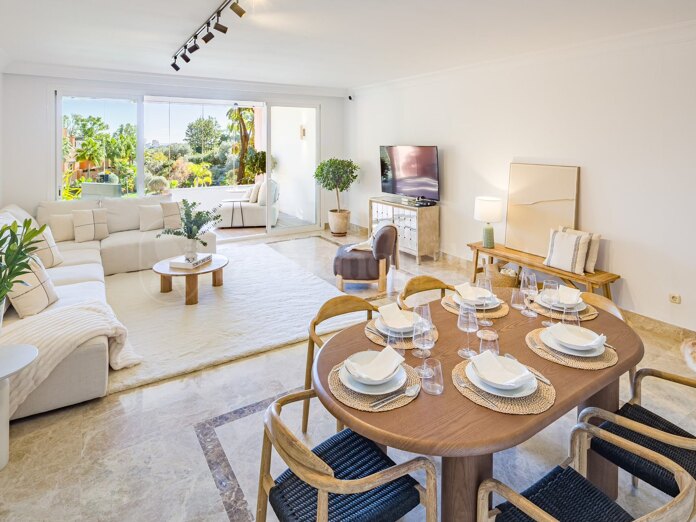Große Wohnung in Alminar de Marbella