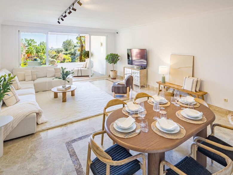 Amplio apartamento en Alminar de Marbella