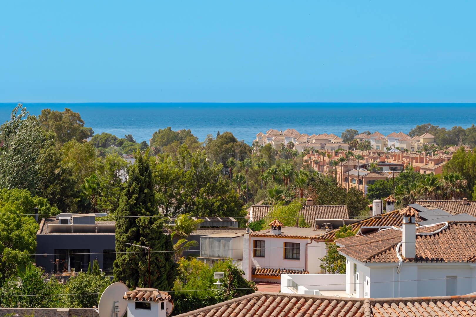 Apartment for sale in Estepona East, Estepona view