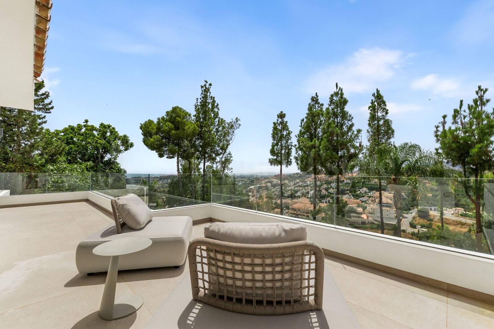 House for sale in Nueva Andalucia, Marbella view