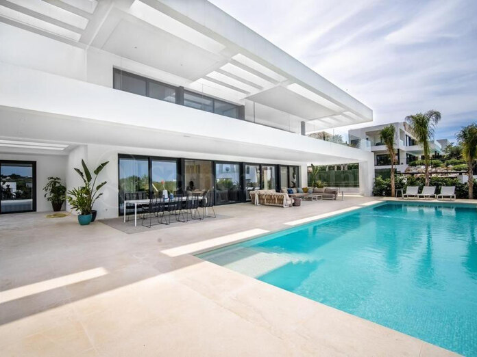 Villa i Nueva Andalucía