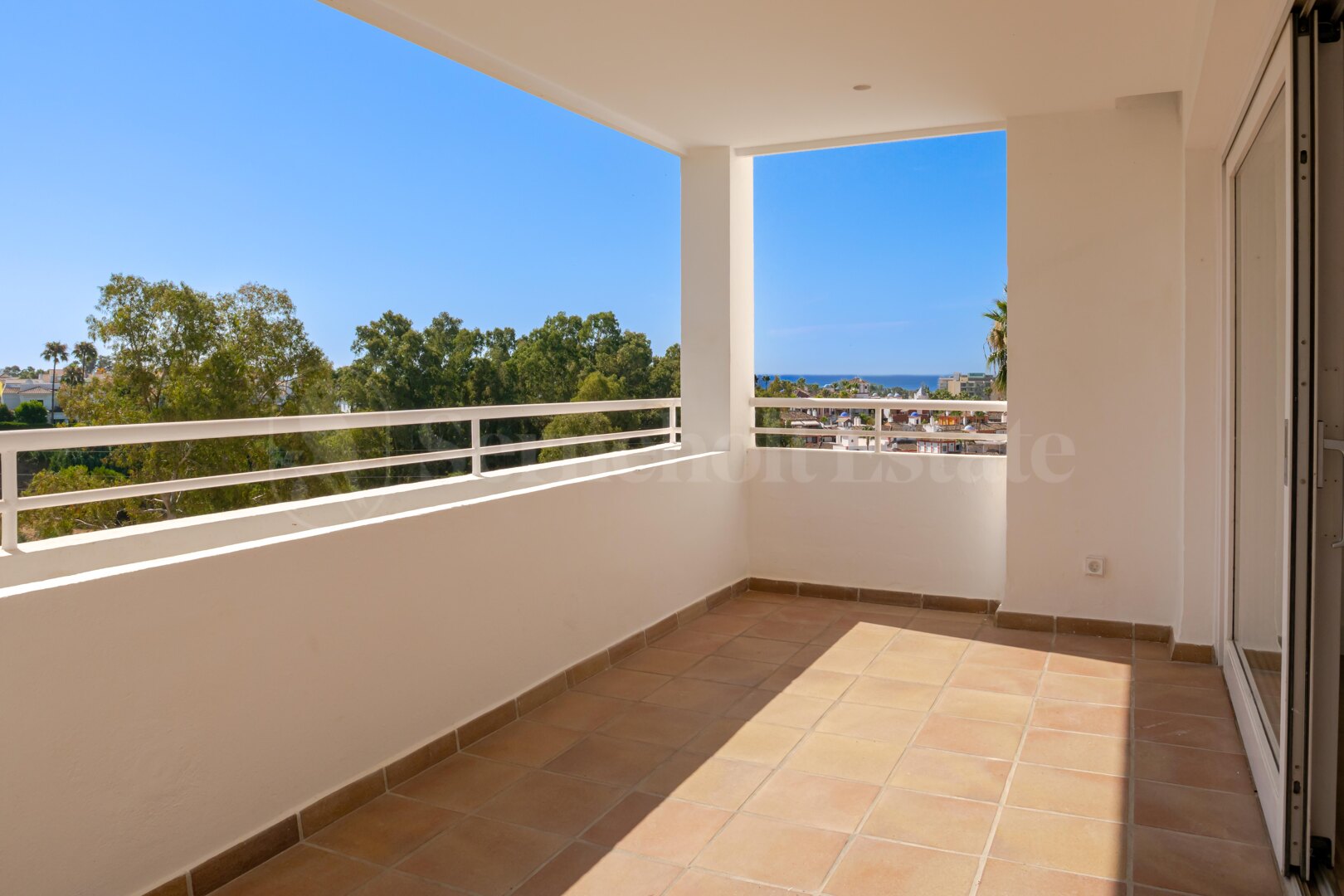 Apartment for sale in Estepona East, Estepona view