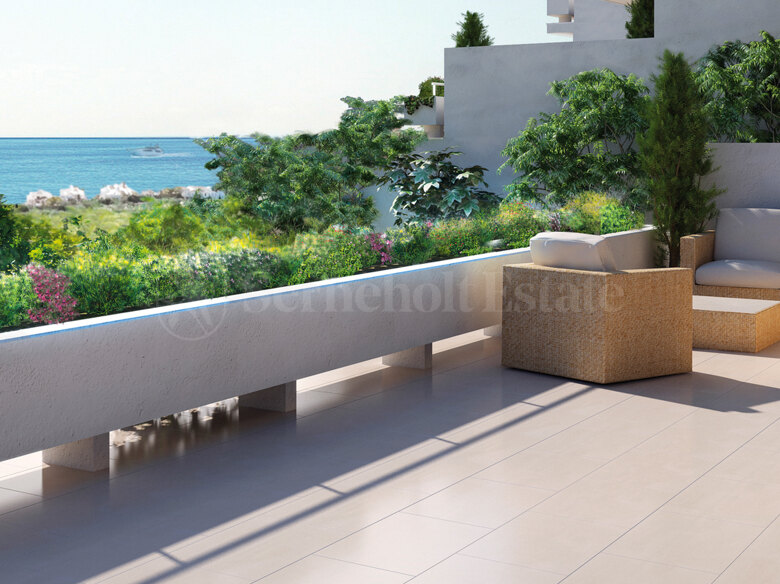 3-Bedroom Duplex Penthouse with a 125 m² Private Rooftop Solarium