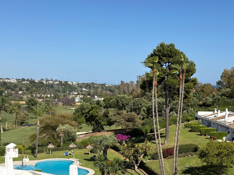 Duplex Penthouse in Los Dragos