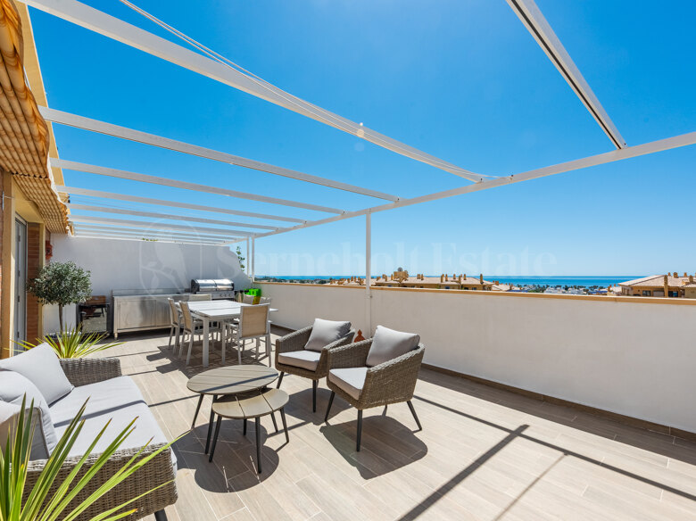 Penthouse with panoramic sea views for sale.