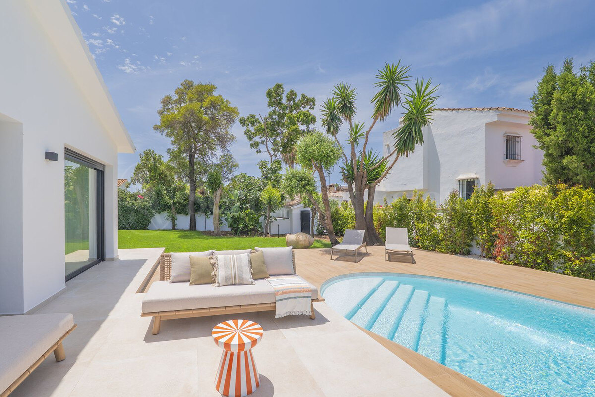 House for sale in Estepona East, Estepona view
