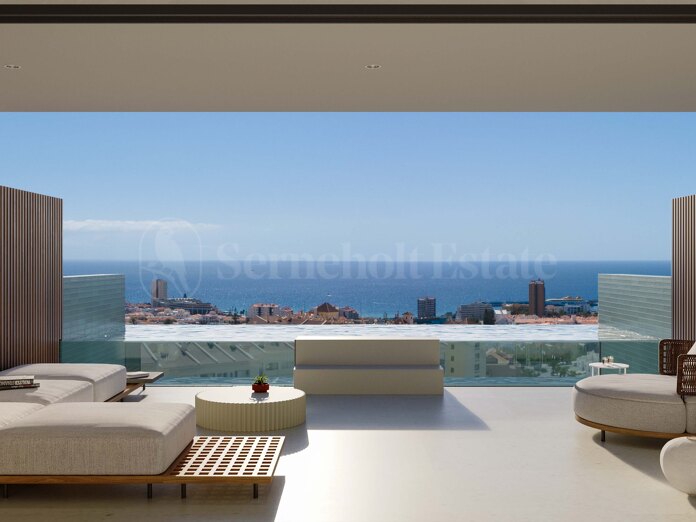 Luxury 2-Bedroom Penthouse with Private Infinity Pool