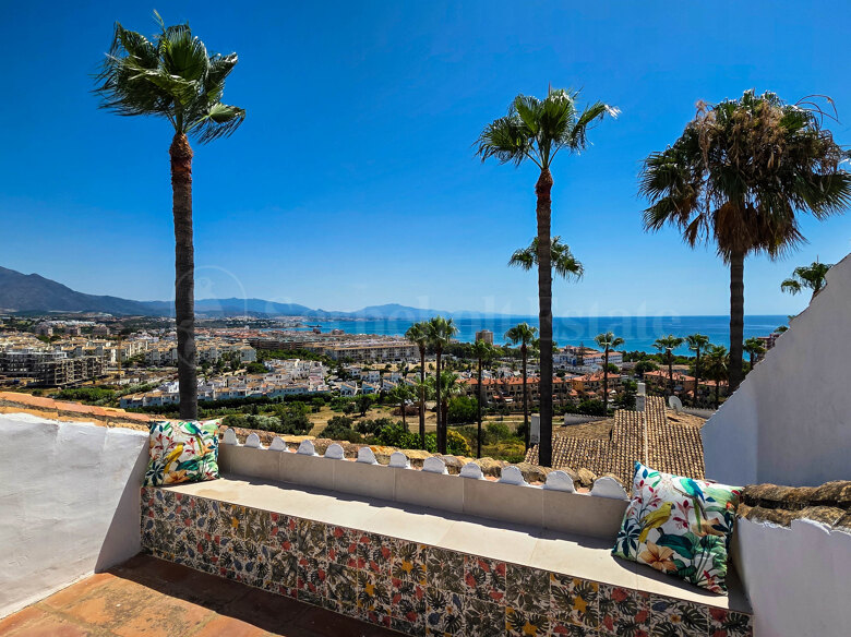 Townhouse with Breathtaking Panoramic Sea and Mountain Views in Las Brisas, La Duquesa