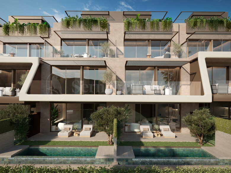 Town House for sale in Elviria Hills, Marbella East