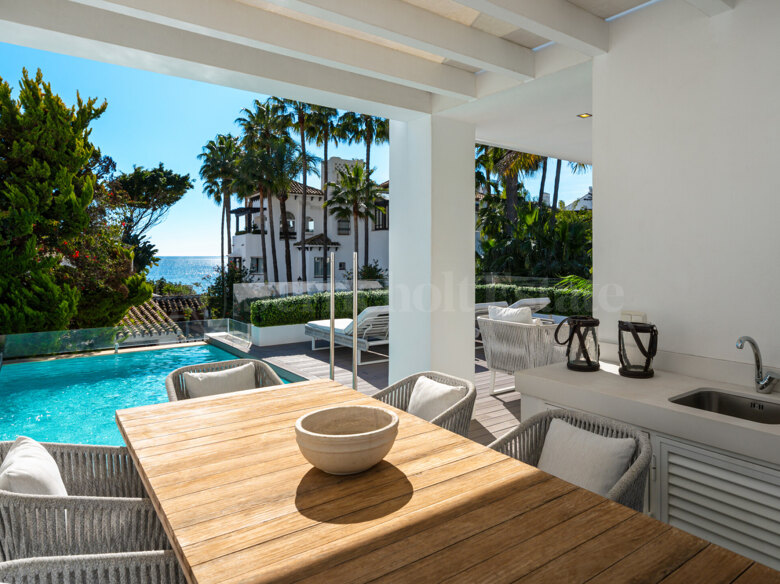 Semi Detached Villa en venta en Puente Romano II, Marbella Golden Mile