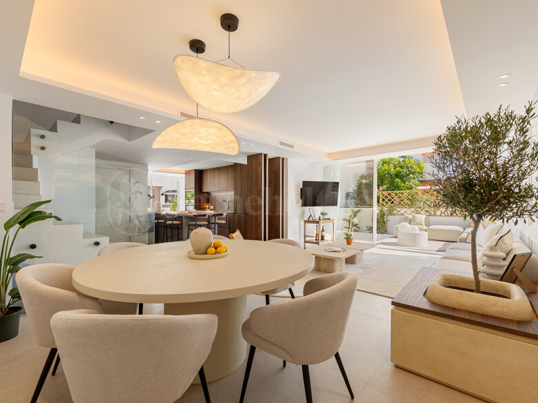 Townhouse for sale in The Golden Mile