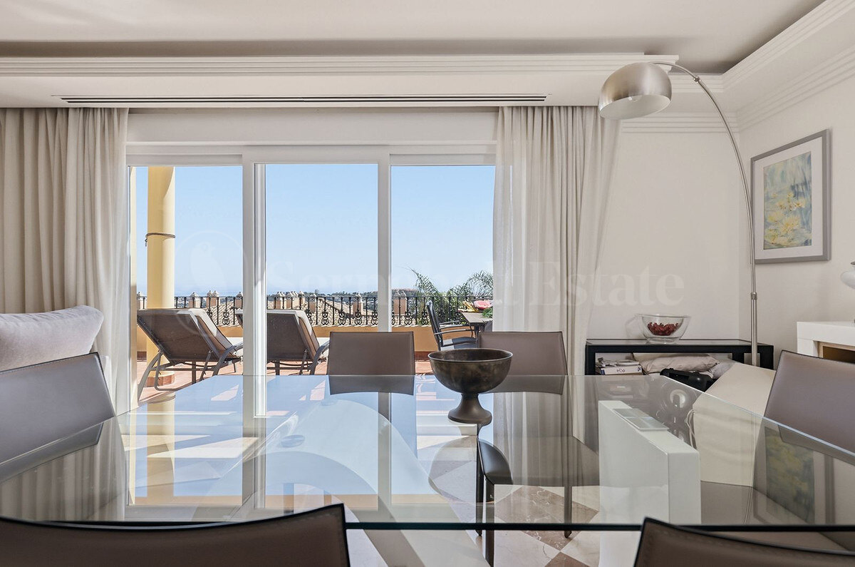 Apartment for sale in Nueva Andalucia, Marbella view