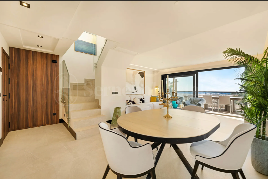 Apartment for sale in Nueva Andalucia, Marbella view