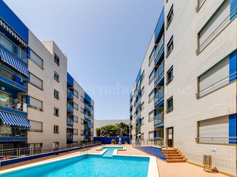 Frontline beach apartment in Torrevieja