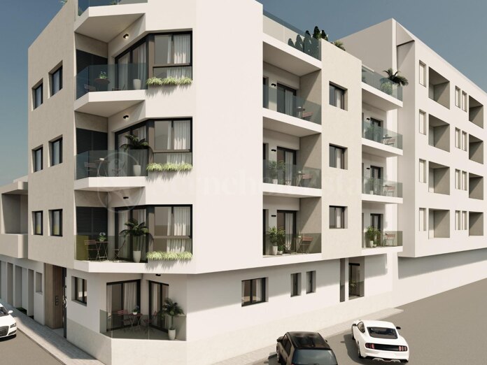 Exclusivo ático de esquina de obra nueva en venta en Guardamar del Segura