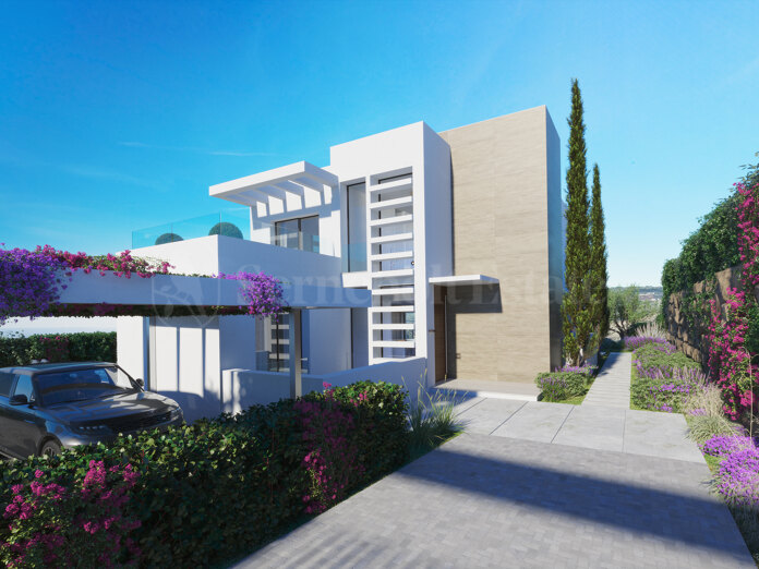 Contemporary Frontline Golf Villa with Sea Views in Estepona Golf