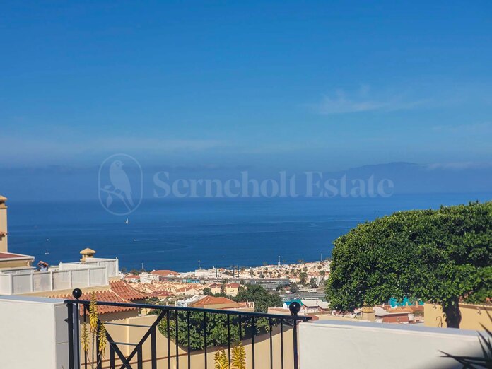 Luminoso apartamento con terraza de 50 m² y vistas al mar
