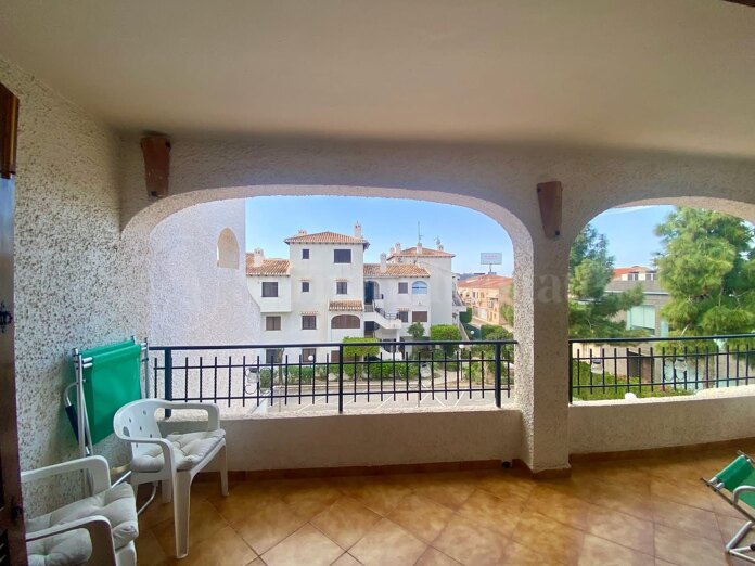 Spacious apartment only 600 meters from the beach in Cabo Roig