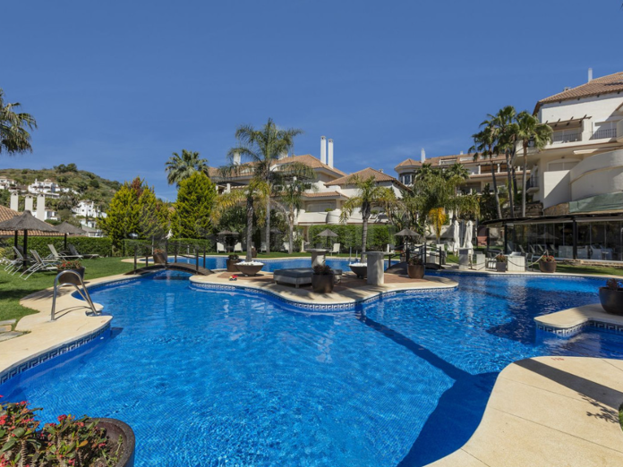 Aloha Hill Club
