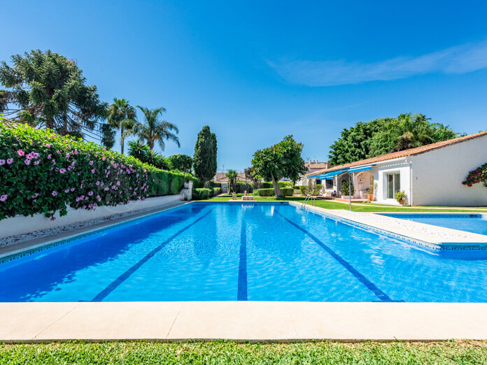 Villas 11 in Cortijo Blanco