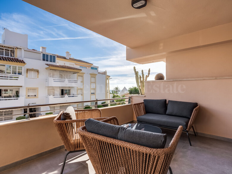 Exquisite 2-Bedroom Beachfront Apartment in San Pedro