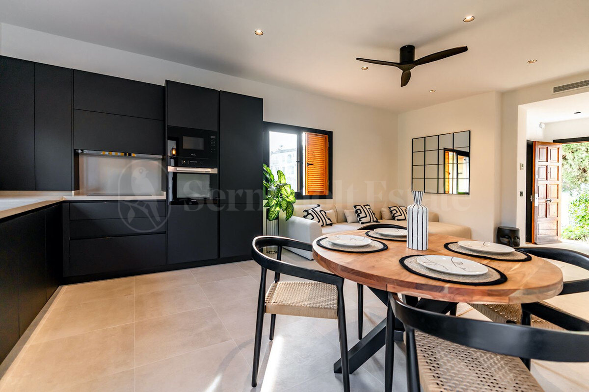 Apartment for sale in Nueva Andalucia, Marbella view