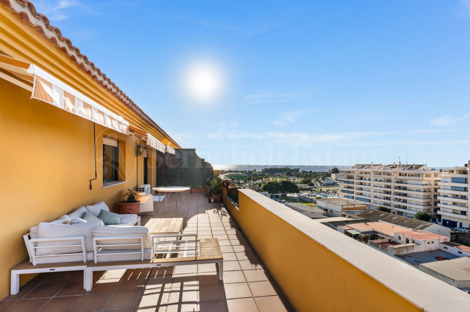Apartment for sale in San Pedro De Alcantara, Marbella view