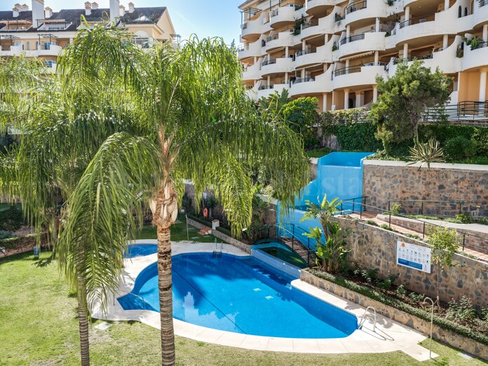 Wohnung zu verkaufen in Señorio de Aloha, Nueva Andalucia