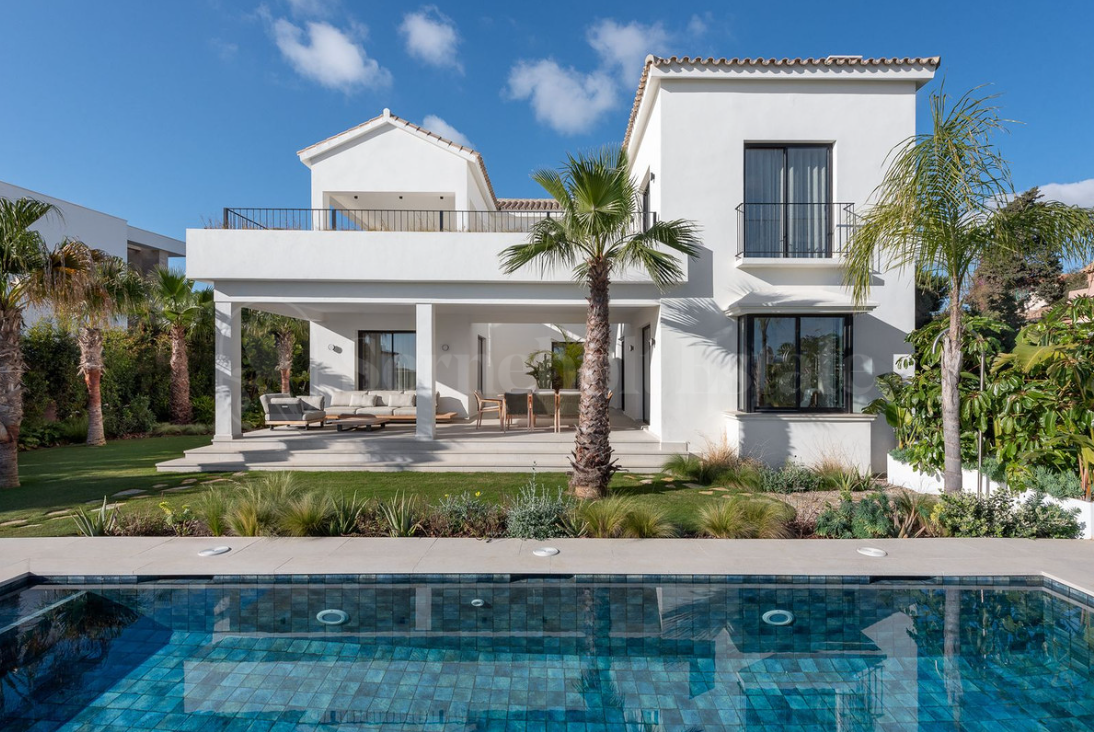 House for sale in Estepona