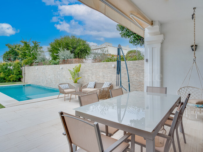CASA ADOSADA DE 3 HABITACIONES Y 3 BAÑOS EN VENTA EN SAN PEDRO