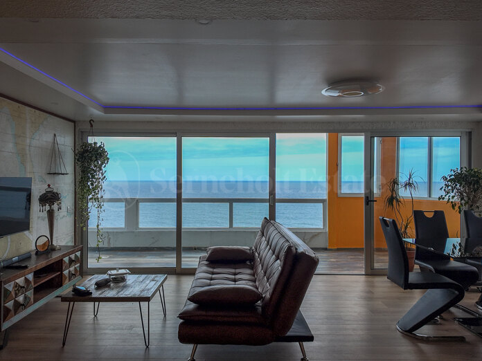 Apartamento con vistas al mar