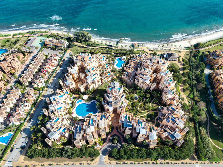 Ático, Bahía de la Plata, Estepona, primera línea, nueva milla de oro, piscina.