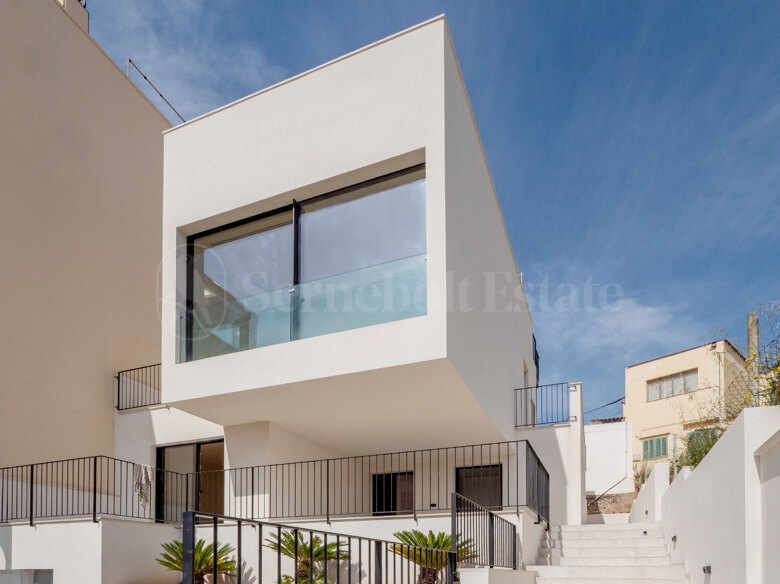 Herrlich villa mit Dachterrasse, Pool und Meerblick