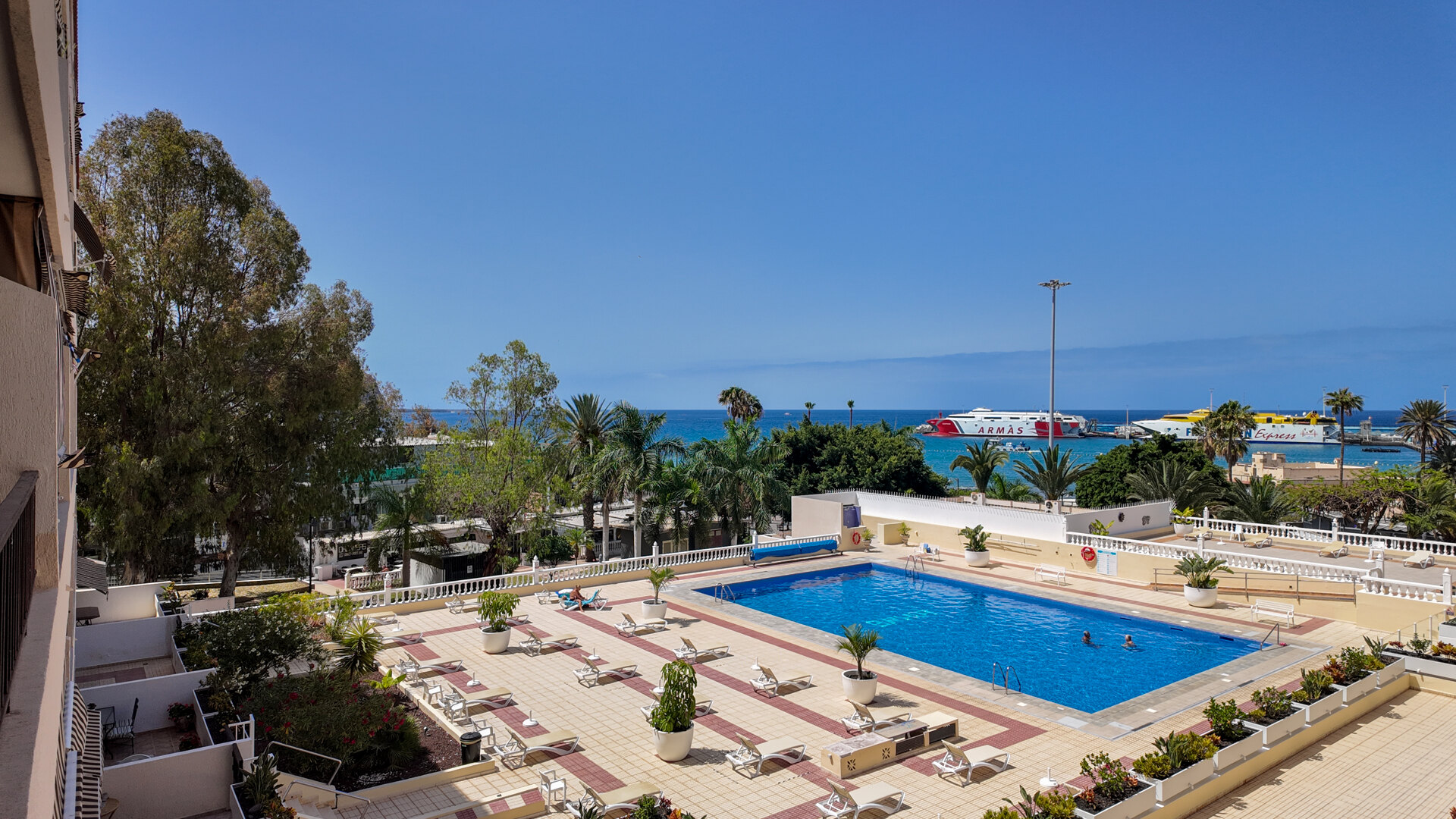 Möjlighet att bo vid stranden i Los Cristianos!
