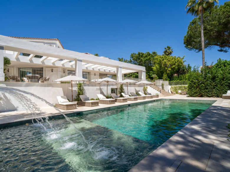 Villa for sale